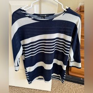 Forever 21 Blue and White 3/4 Sleeve Boxy Blouse